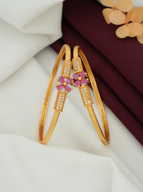 Beautiful Bangles for Girls Online | Trendy Gold Plated Bangles Set (1 Pair)