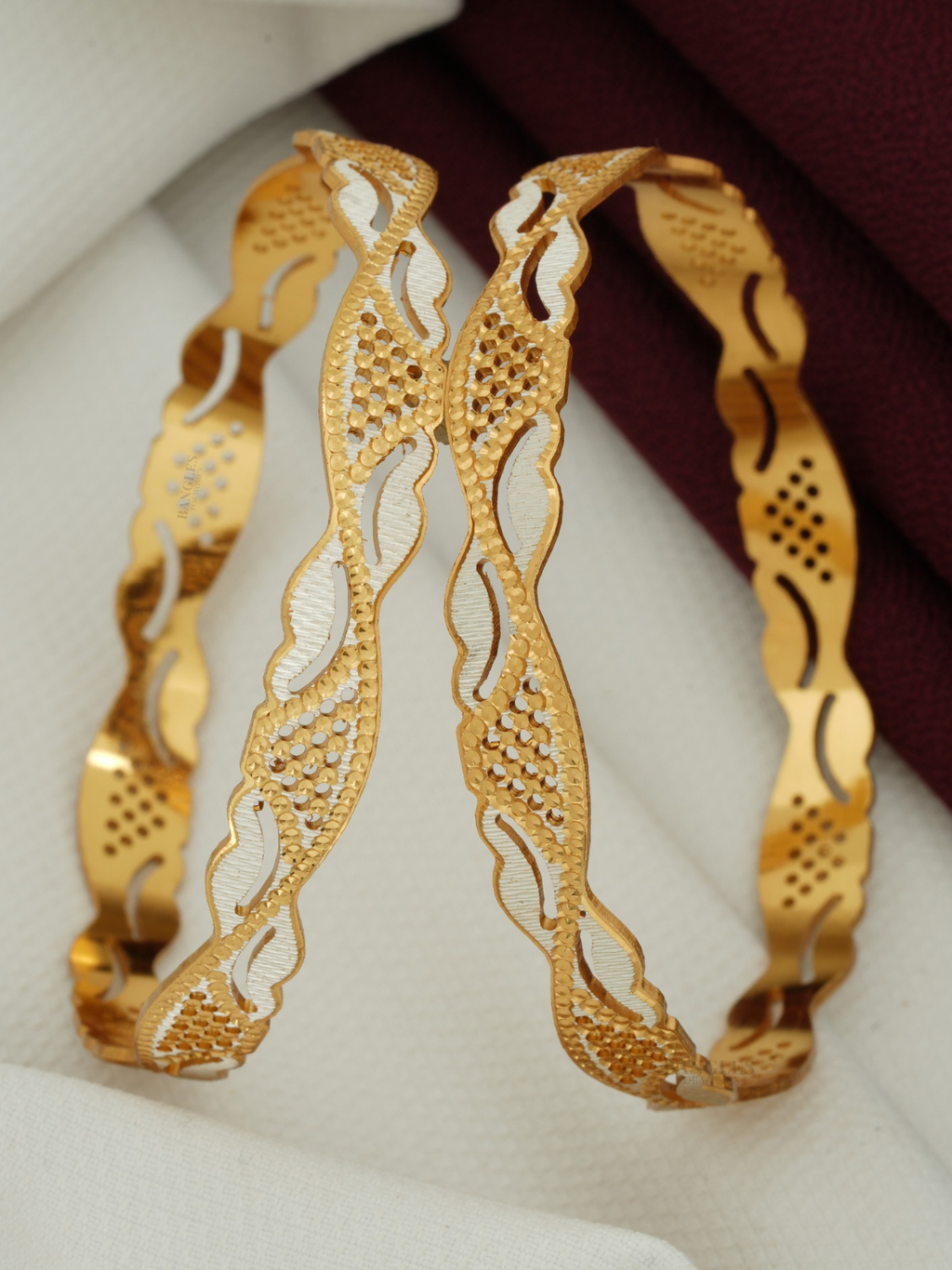 Latest CNC Bangles Design Online | Fancy, Antique & Daily Wear Bangles (1 Pair.)