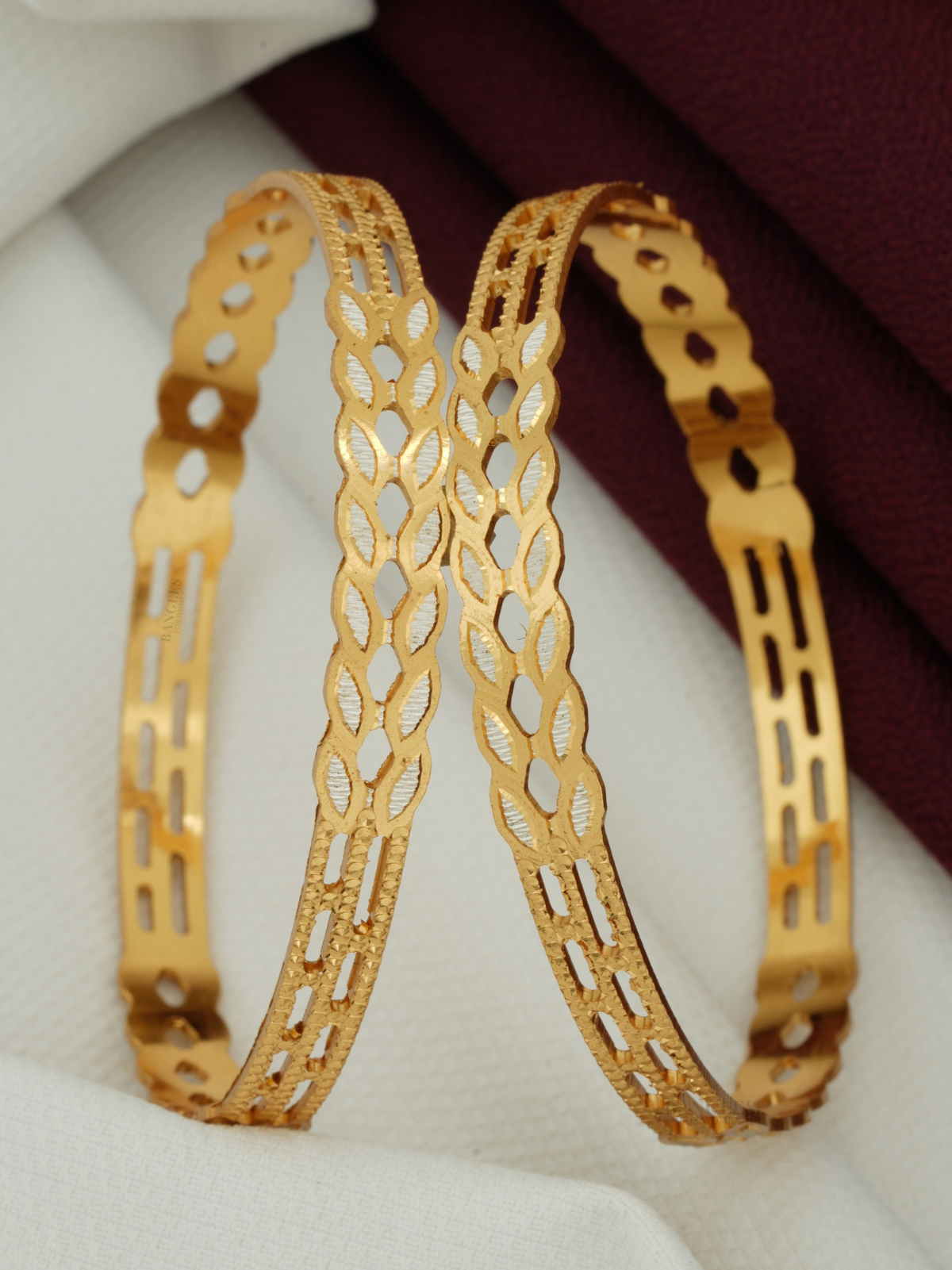 Latest CNC Bangles Design Online | Fancy, Antique & Daily Wear Bangles (1 Pair)
