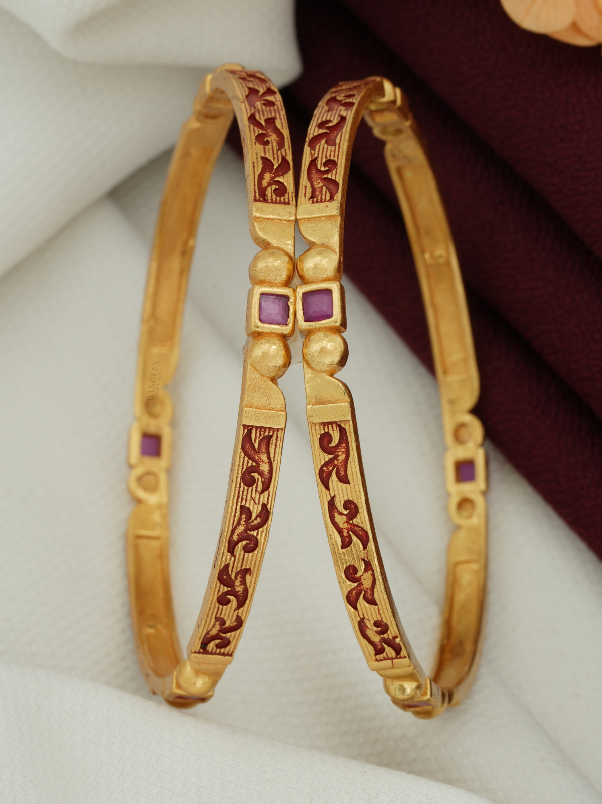 Stylish Bangles for Women | Trendy & Elegant Bangles Set (1 Pair)