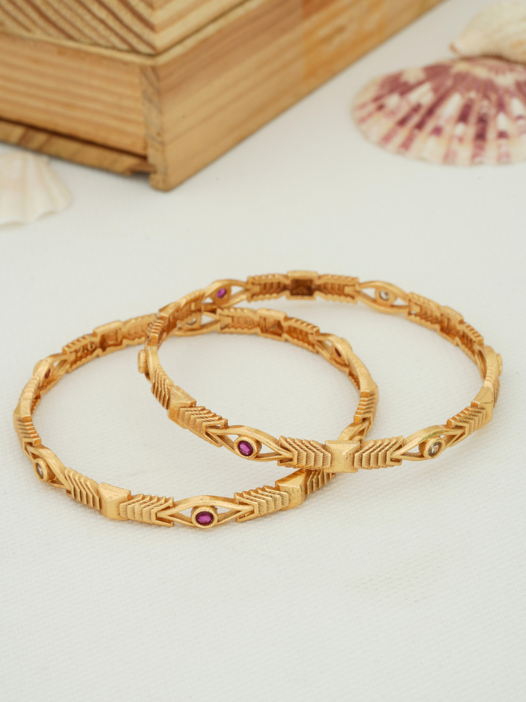 Latest Artificial Bangles Online | Fancy, Antique & Daily Wear Designs (1 Pair)