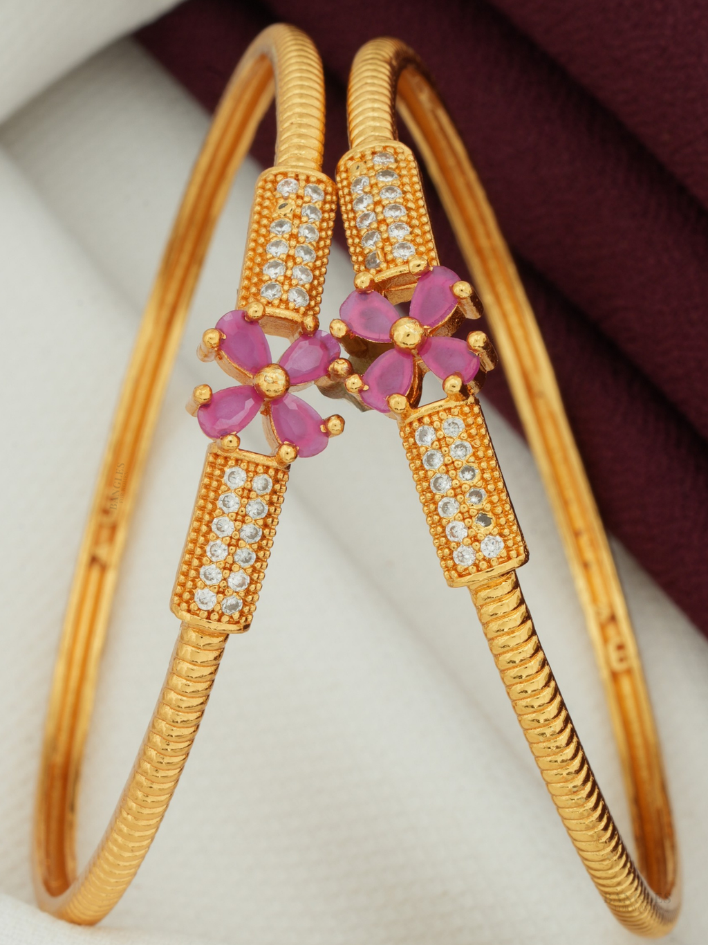 Beautiful Bangles for Girls Online | Trendy Gold Plated Bangles Set (1 Pair)