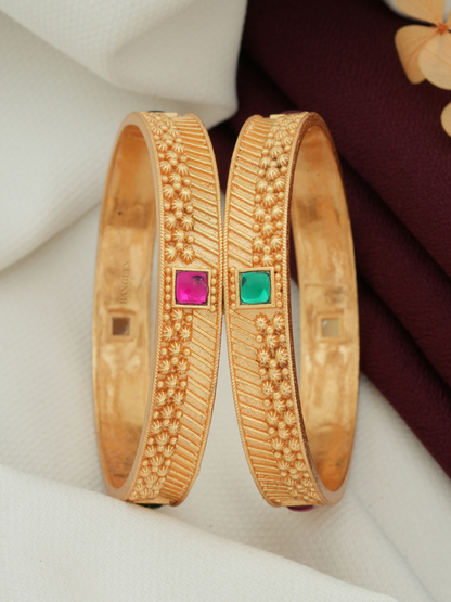 Antique Bangles Collection | Bridal, Festive & Party Wear Bangles Online (1 Pair)