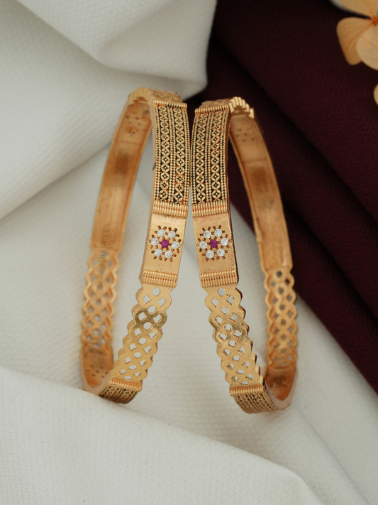 Modern Daily Wear Bangles | Affordable Artificial Bangles Online for Women (1 Pair)