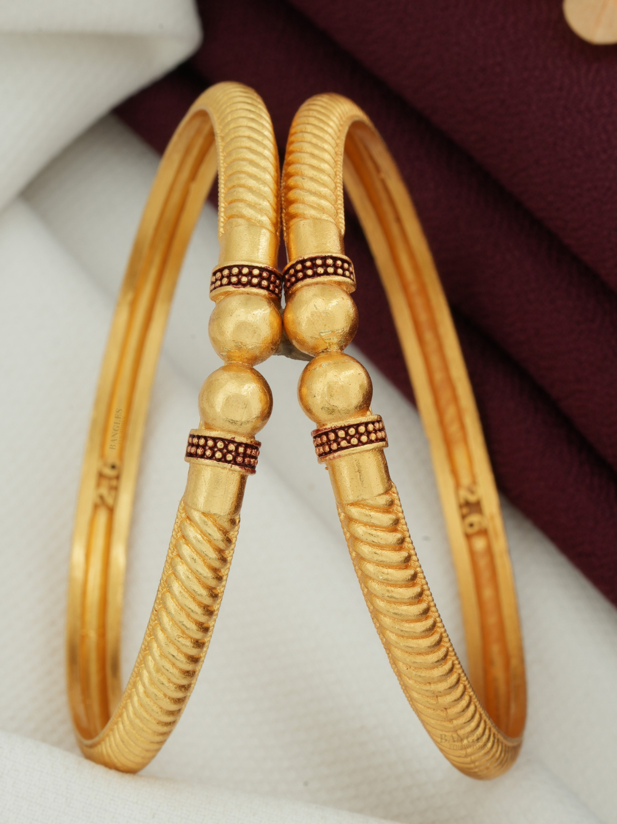 Wedding Bangles for Women | Antique & Fancy Designs Online (1 Pair) (Copy)