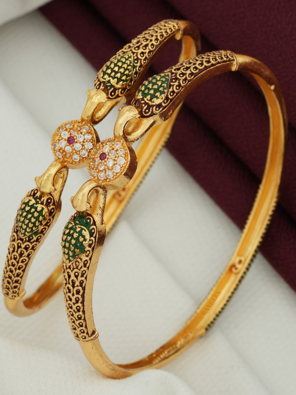 Premium Bangles Online | Wedding, Casual & Party Wear Bangles Designs (1 Pair)
