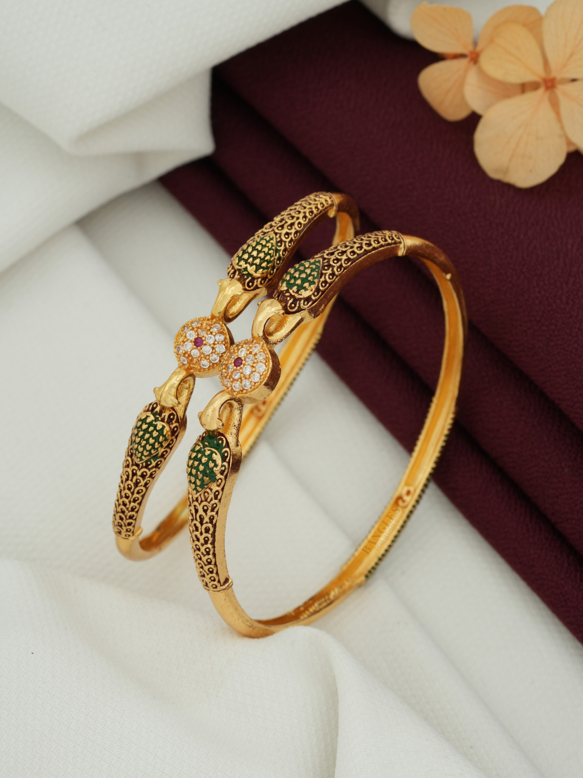 Premium Bangles Online | Wedding, Casual & Party Wear Bangles Designs (1 Pair)