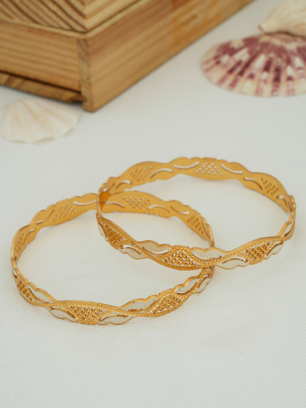 Latest CNC Bangles Design Online | Fancy, Antique & Daily Wear Bangles (1 Pair.)