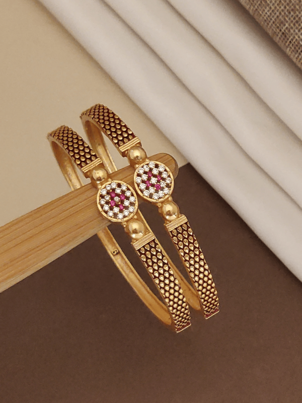 Trendy Stylish bangles for women