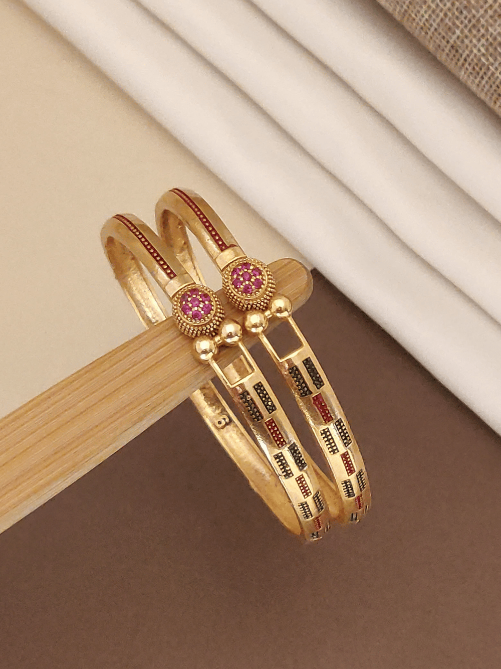 Best Women Gold Plated Bangles