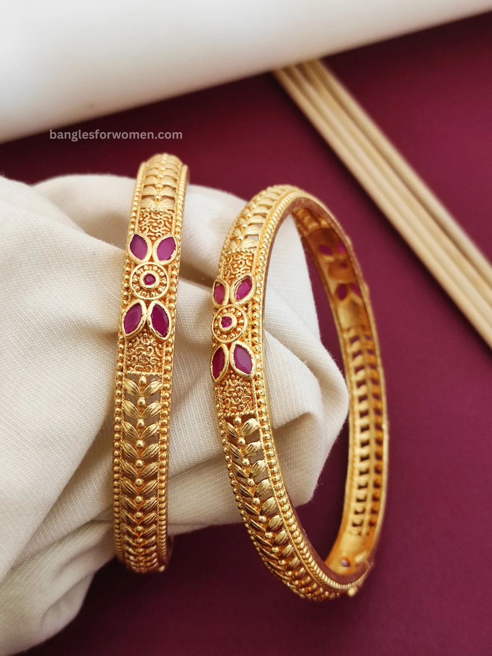 Bangles for Ladies Stylish & Elegant Bangles for Every Occasion