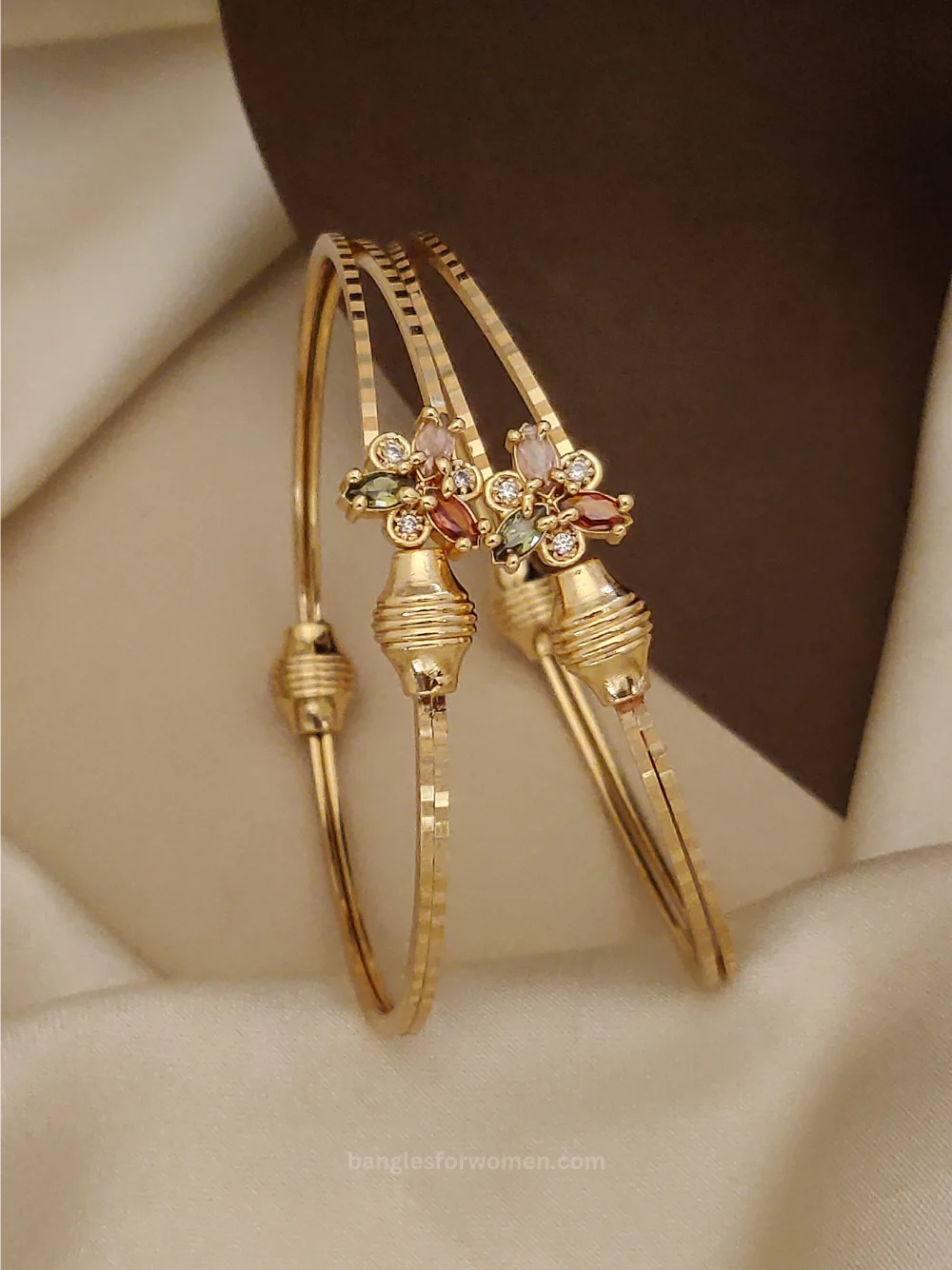Trendy Bracelets for Ladies Artificial 2025