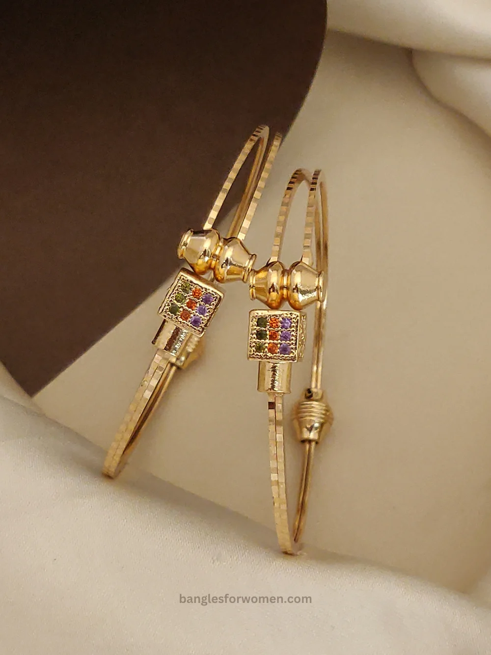 Women Gold Bangle Bracelet