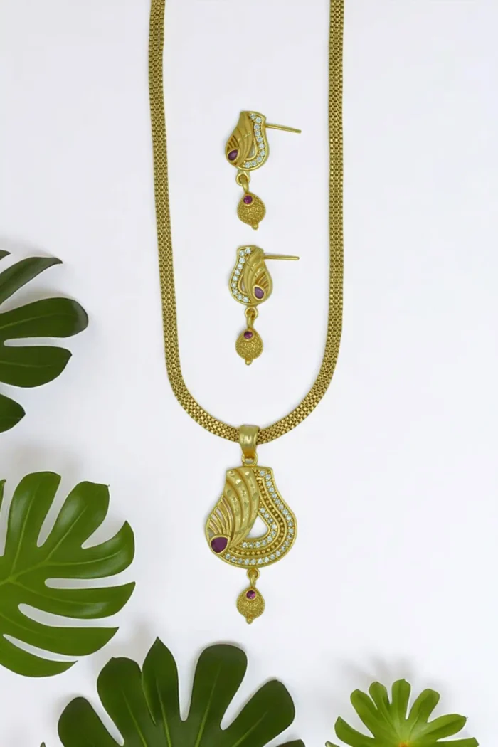 Stylish Pendant Set for Women